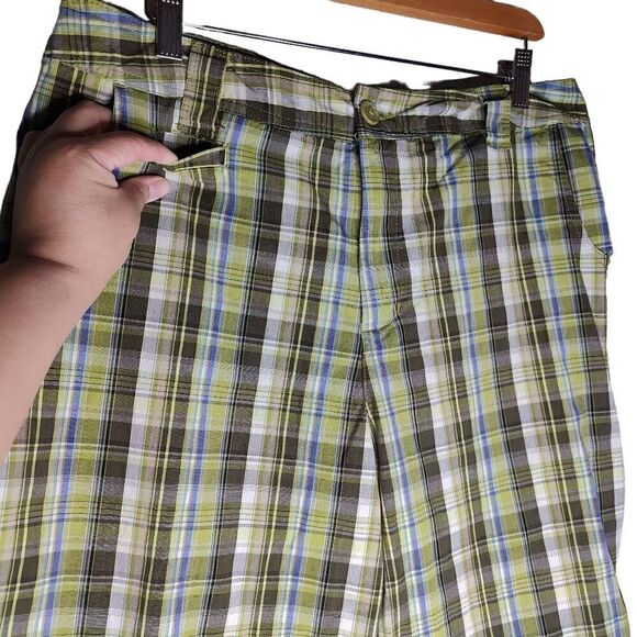 White Stag Plaid Y2K Capri Pants - Picture 9 of 9